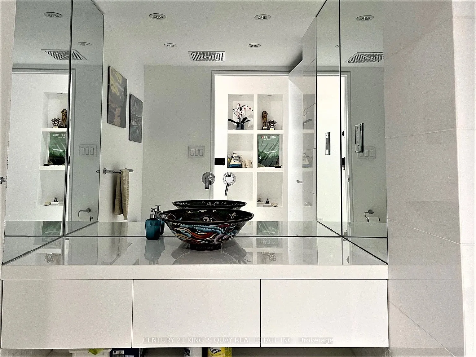 2 bed, $4,600 — Photo 4