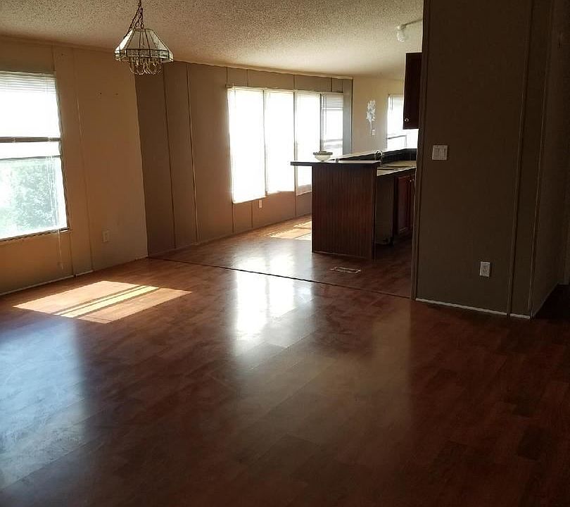 1st image of 4279 Joy Ln