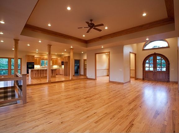 5th image of 8195 Ironwood Ct