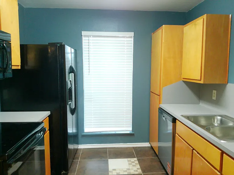 2600 Alana Ln — Photo 4