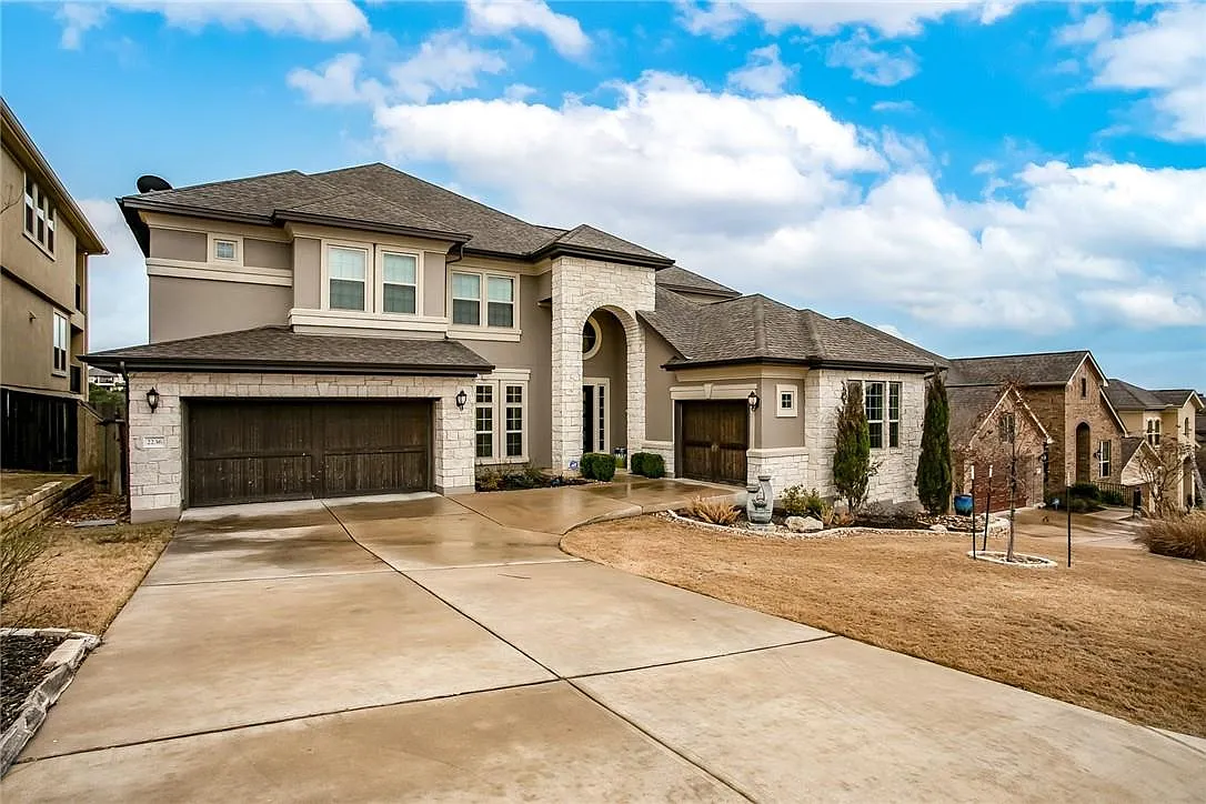 4 bed, 3.5 bath, 4304 sqft, $4,800 — Photo 3