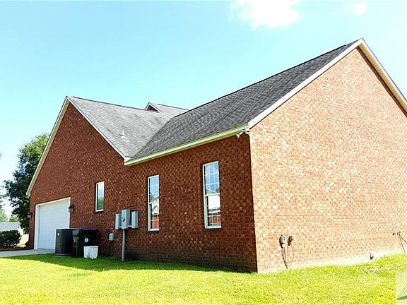 5th image of 49 NE Vicki Ct