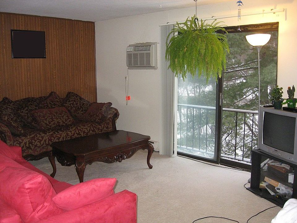 Living room1