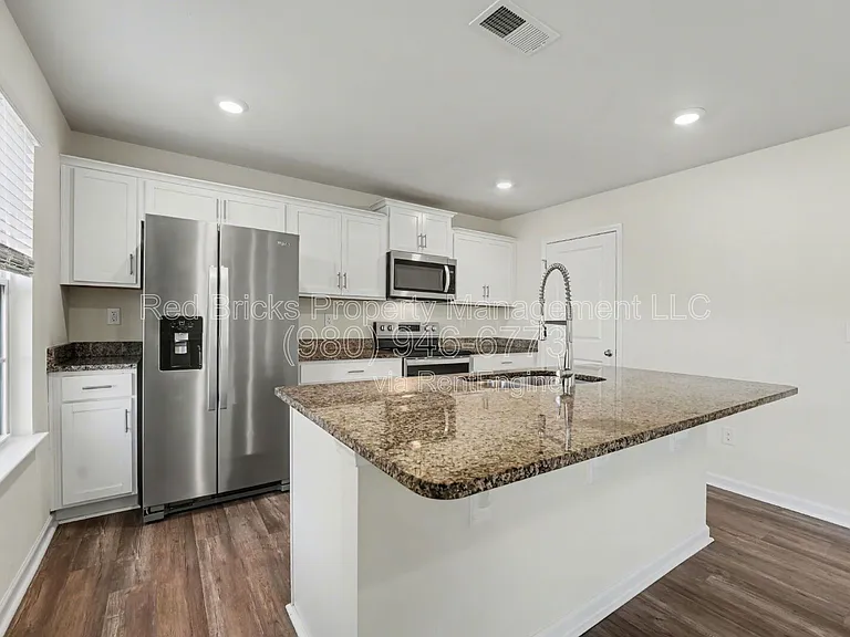 7847 Whispering Stream Dr — Photo 16
