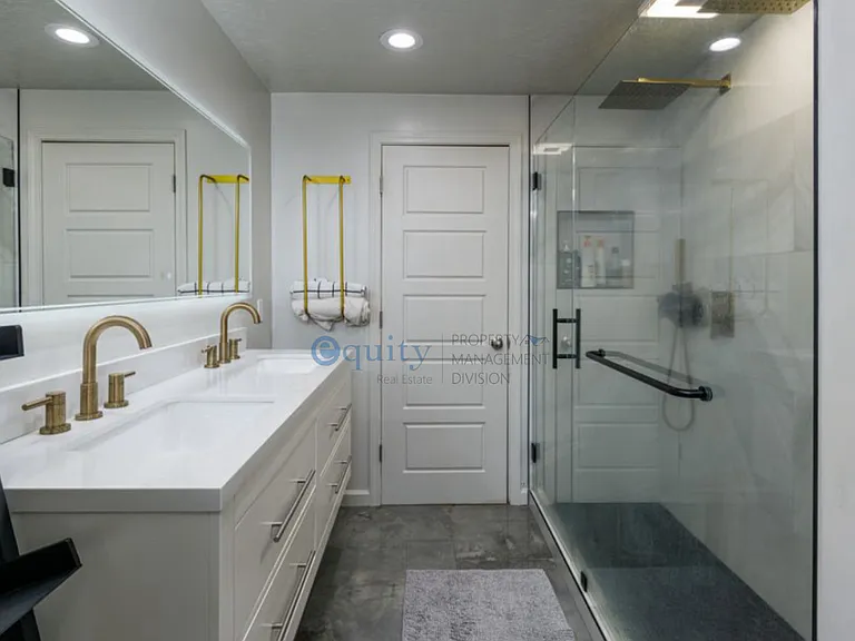 2734 S Riverhead Dr — Photo 4