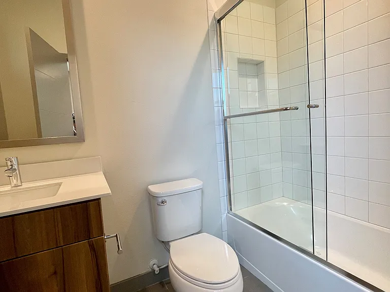 1409 Prescott St — Photo 17