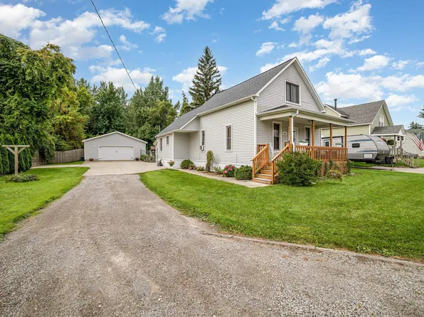 2424 Kosciuszko Ave, Bay City, MI 48708