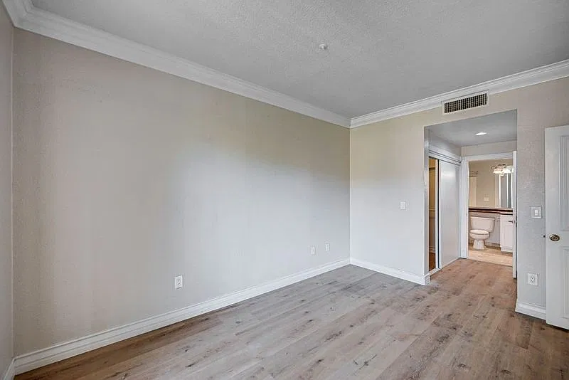 260 E Flamingo Rd #416 - 1 — Photo 3