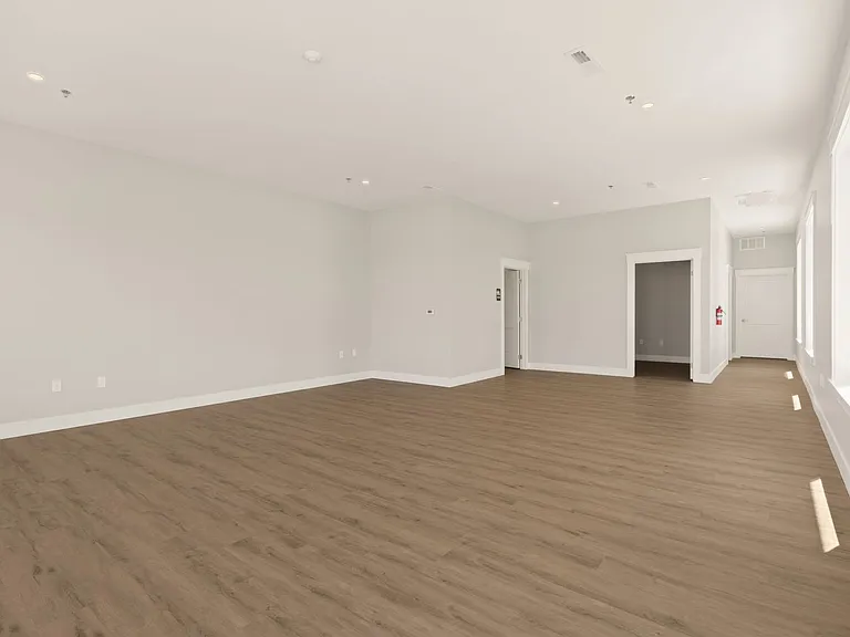 12545 W State St #101 — Photo 5