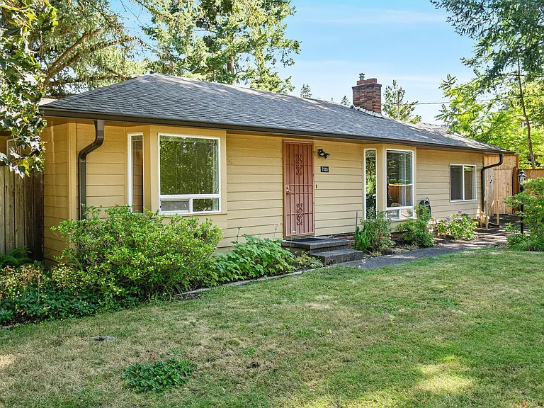 7505 SW Alden St — Photo 2