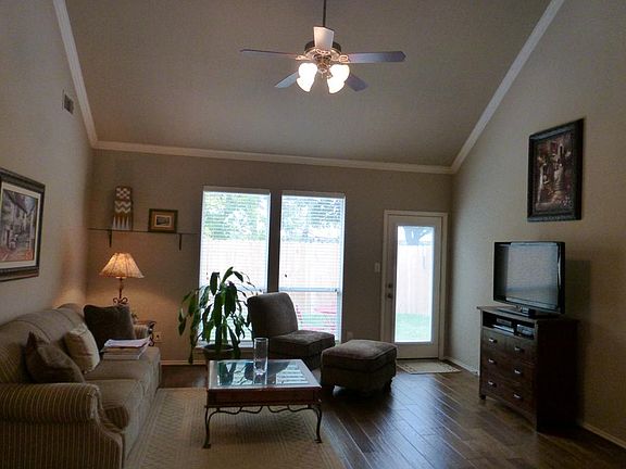 2nd image of 6118 Tenton Park Ln