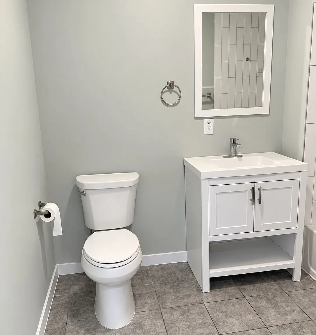 2 bed, $2,128 — Photo 3