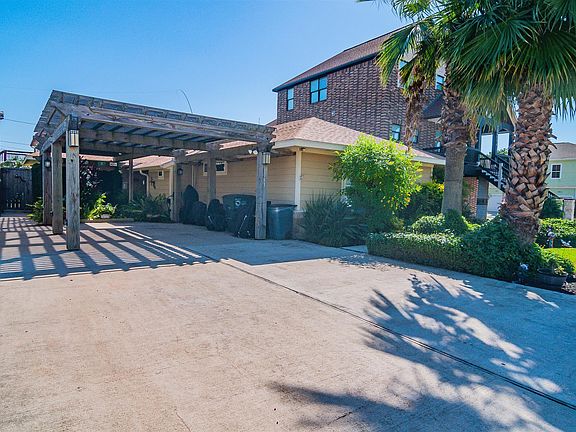 3rd image of 1708 Bayou Shore Dr