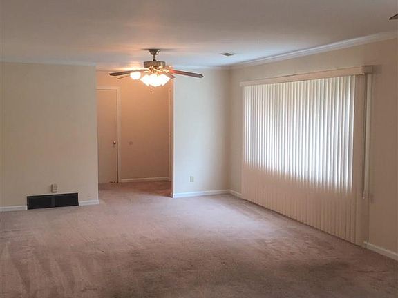 5th image of 3695 Bayou Blvd