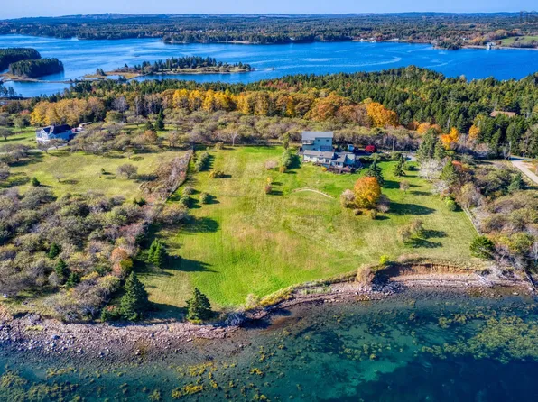 177 Corkums Island Rd, Lunenburg, NS B0J 2C0