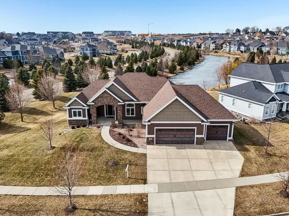 1051 Water Wheel Drive, Waunakee, WI 53597