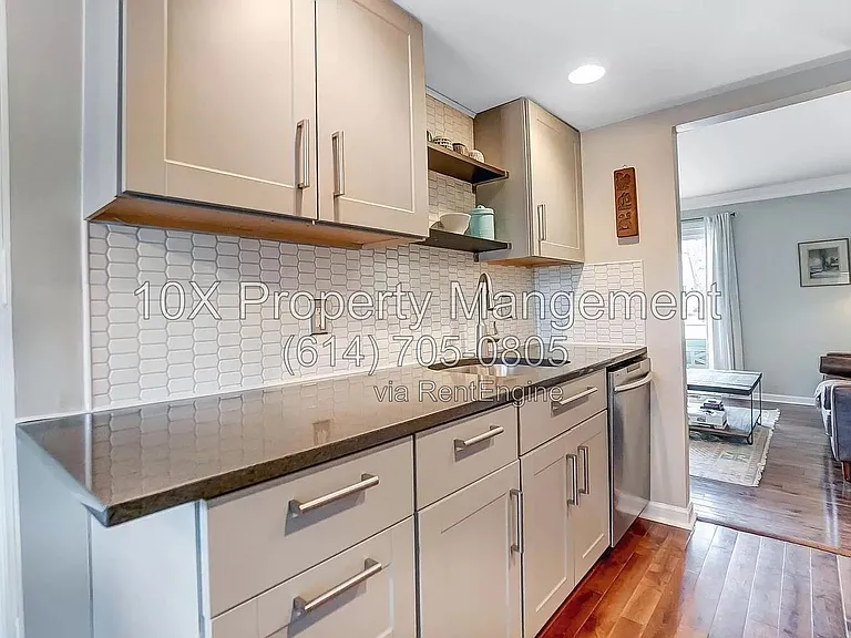 2566 Shore Line Ln — Photo 6