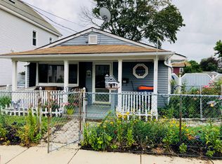 395 Chancery St, New Bedford, MA 02740