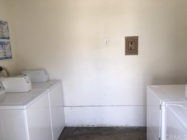 2nd image of 2047 S Sprague Ln