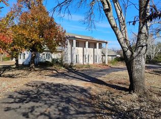 1617 Ridgeway Rd, Oklahoma City, OK 73131