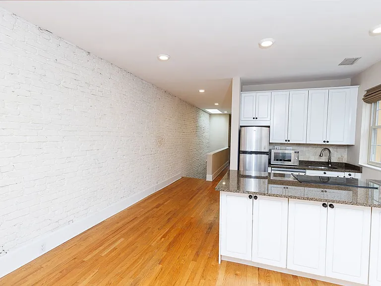 1738 T St NW #4 — Photo 14