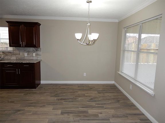 5th image of 14914 Loys Coves Ct