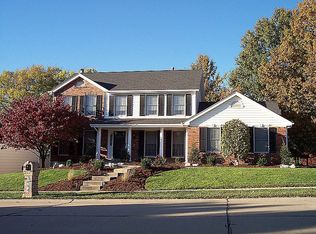 2084 Willow Trl, Saint Charles, MO