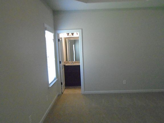 4th image of 104 Westchester Trl