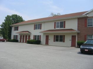 75 Oriole Dr, Ephrata, PA 17522