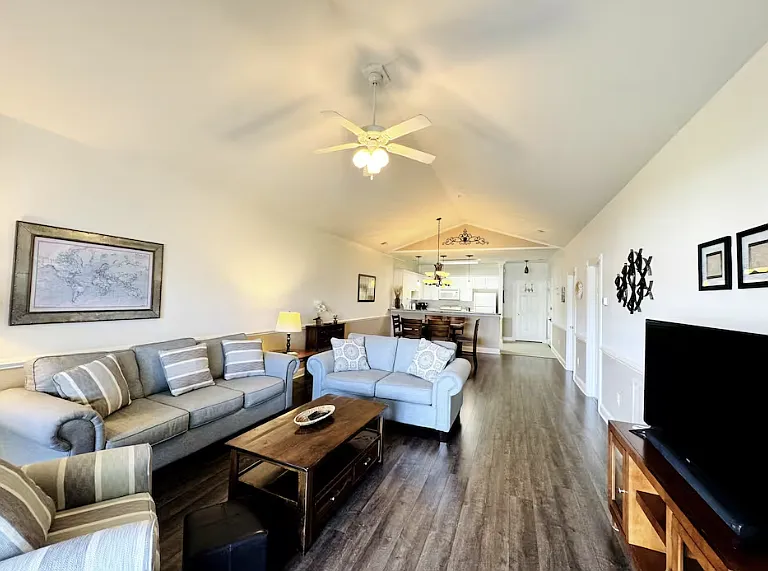 4827 Magnolia Lake Dr #404 — Photo 11