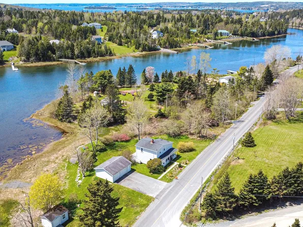 20 Indian Point Rd, Glen Haven, NS B3Z 2V1