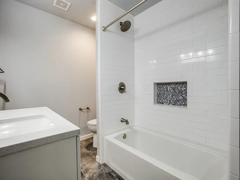 10562 Andover Dr — Photo 7