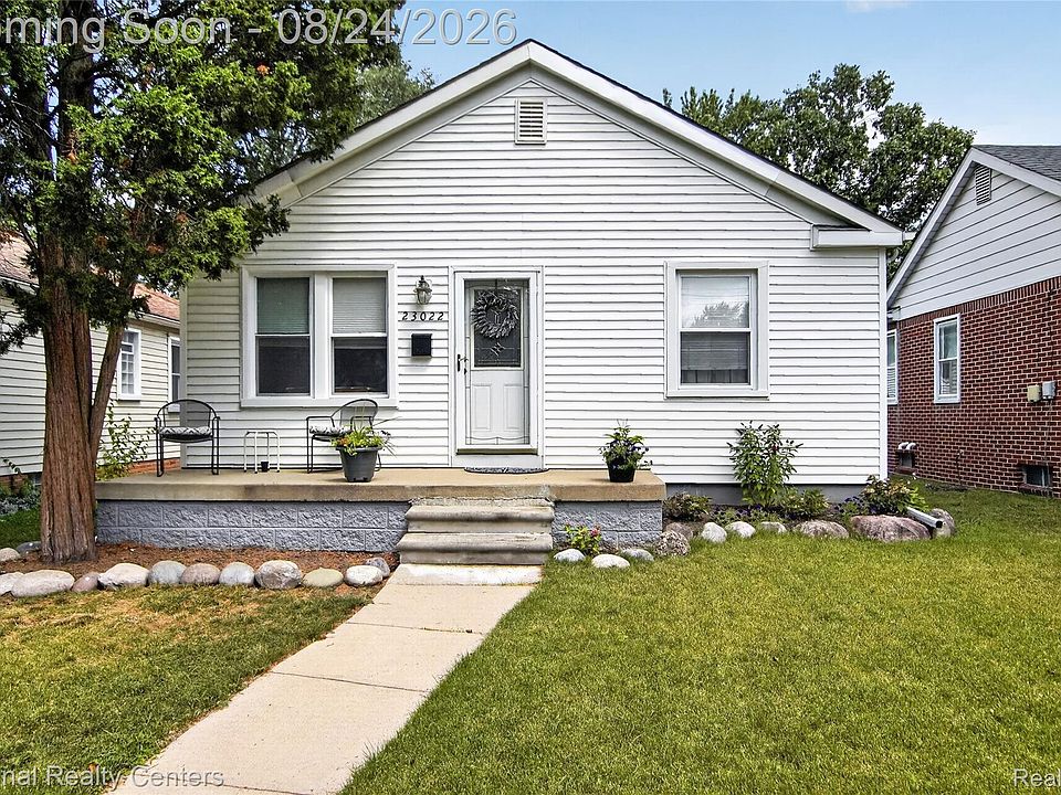 1st image of 23022 Cleveland St