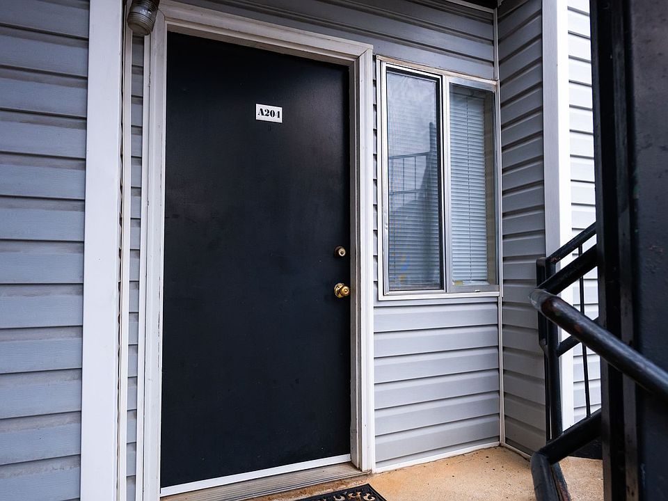 2nd image of 555 W Glenn Ave #A204