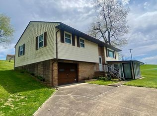 870 Lindsay Lane Rd, Moundsville, WV 26041