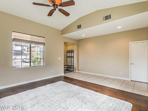 3rd image of 3909 Piedra Falls Ct