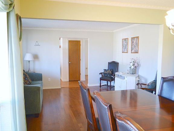 5th image of 800 Serenade Ln