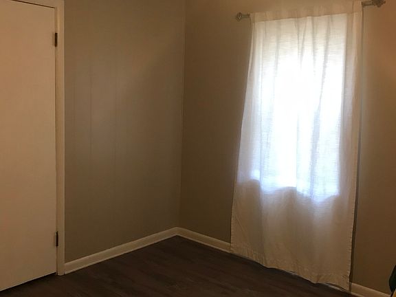 4th image of 607 N Carlsbad St