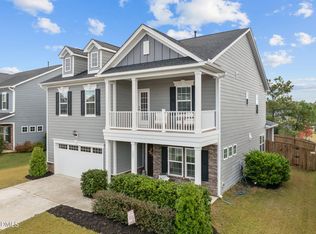 121 Cassada Ct, Holly Springs, NC 27540