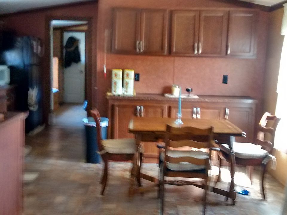 2nd image of 3211 W Division St Trailer 27