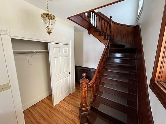 2nd image of 41 Hobbs Rd APT 2