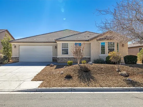 3929 E Sedgwick Ave, Pahrump, NV 89061