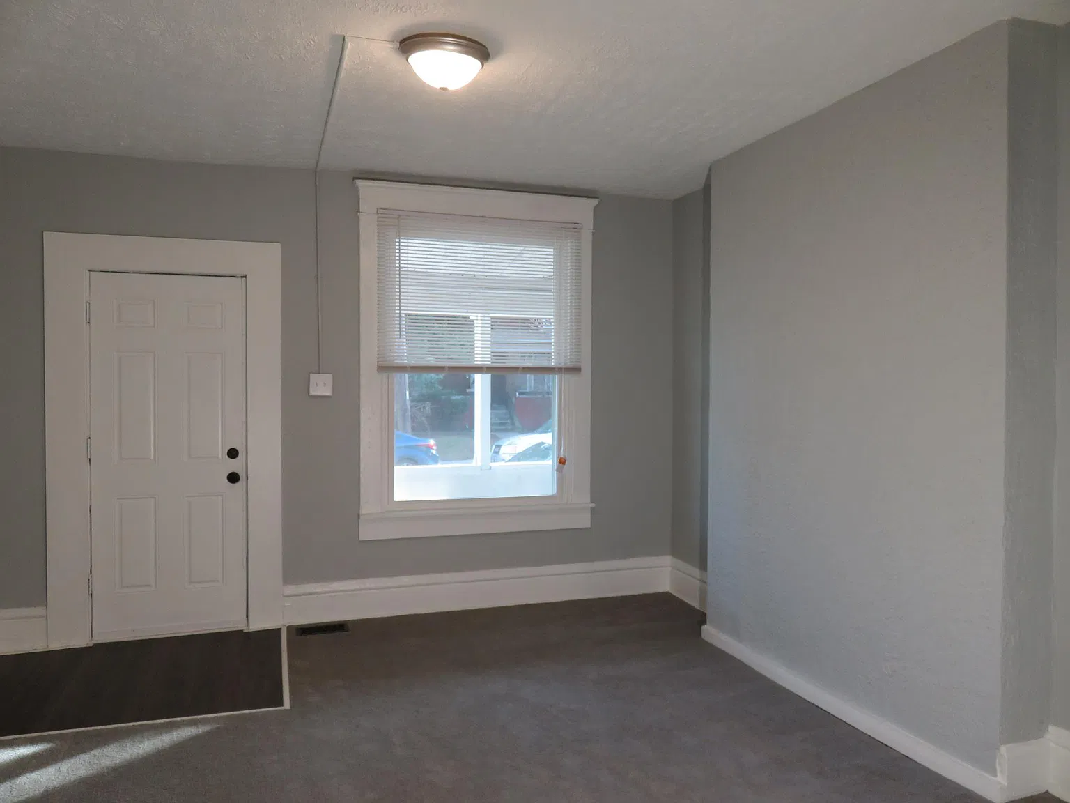 3 bed, 1215 sqft, $1,100 — Photo 3