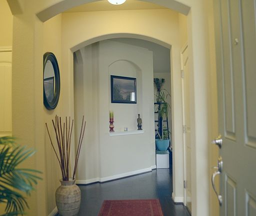 4th image of 323 Quarry Ln