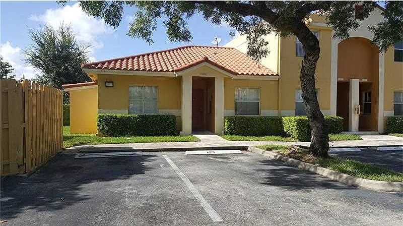 1st image of 4025 NW 90th Ave