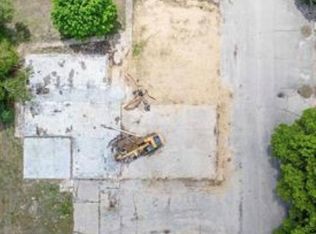 926 Viaduct Rd, Savanna, IL 61074