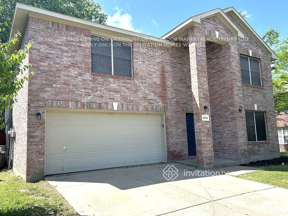 Building Photo - 8609 Chelan Way
