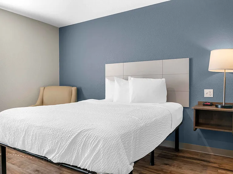 Studio Suite - 1 Queen Bed