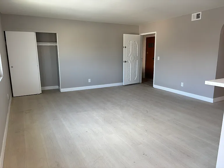 18401 Desidia St #D — Photo 2