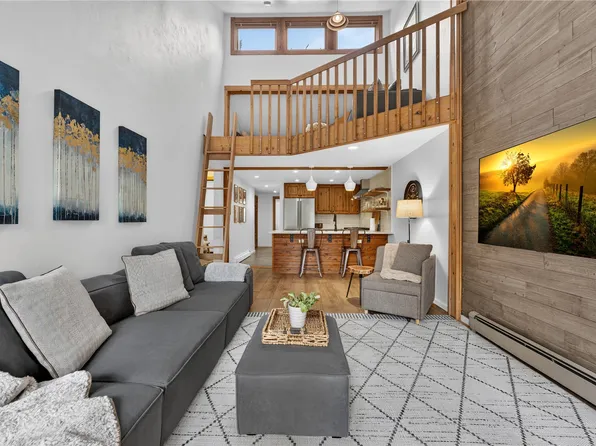 300 E Miners Creek Road UNIT B, Frisco, CO 80443